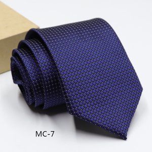 Men's tie size length  145 width 8